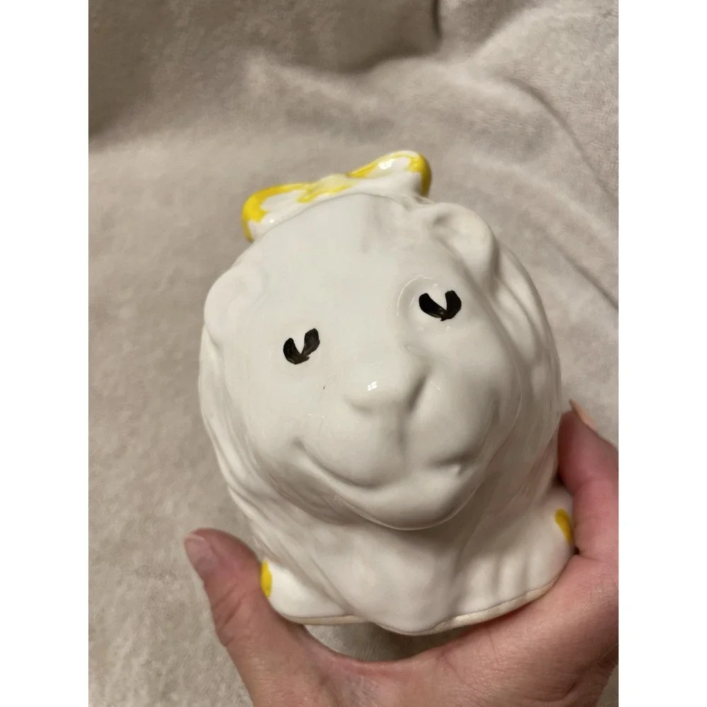 Lion Planter Ceramic White With Yellow Accents‎ Polka Dots Medium Sized